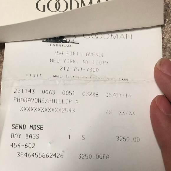 !!SOLD!! CELINE Navy Croc Embossed Phantom - Picture 6 of 8